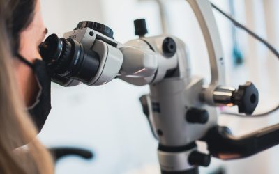 Cum decurge tratamentul stomatologic cu laser în 2025