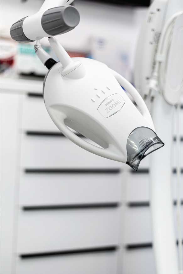 Albire dentara cu lampa Philips Zoom - EXQ Clinic